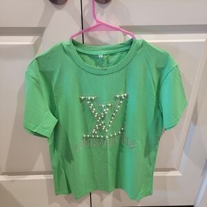 Green T-shirt With Pattern